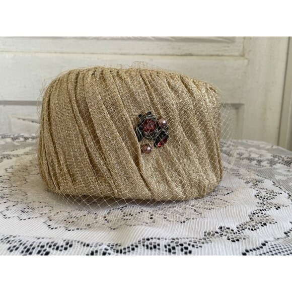Vintage 1960s Gold Metallic Cloche Hat With Rhinestone Brooch Netting main image 9
